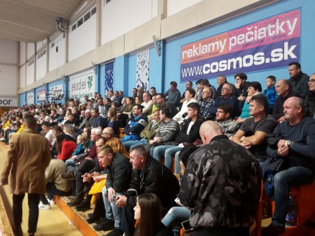 zaplnené hladisko web